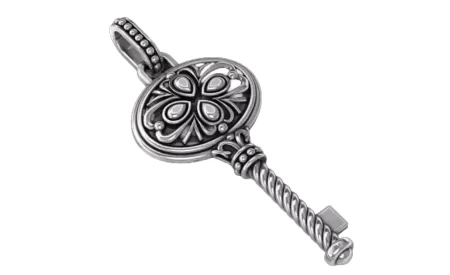 Stylish vintage key 925 Sterling Silver pendant 209