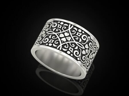 925 Sterling Silver Ring with patterns with hearts